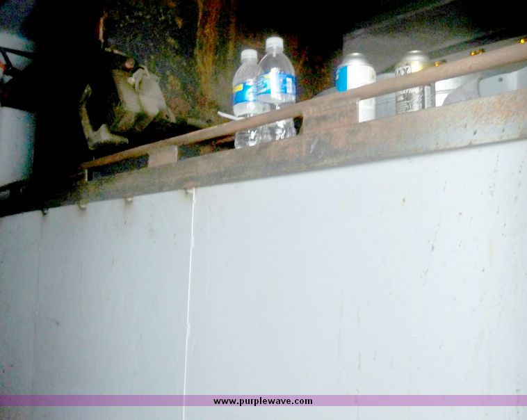 image for item 4001 1991 26' goose neck tandem axle cargo trailer