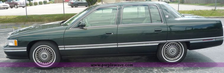 image for item 4090 1994 Cadillac Sedan Deville