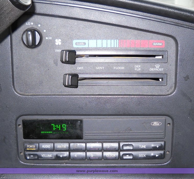 image for item 4249 1994 Ford Econoline E250 cargo van