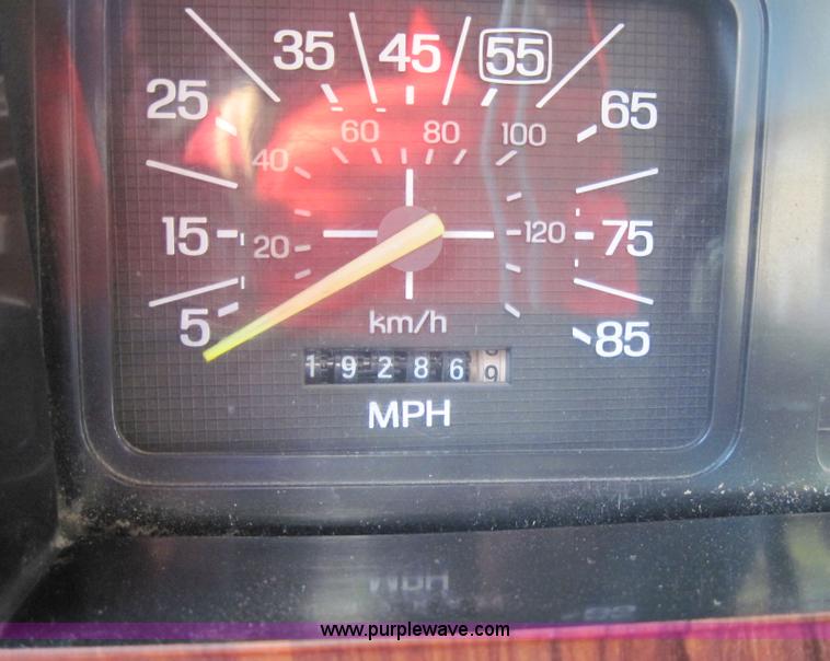 image for item 4392 1983 Ford F150