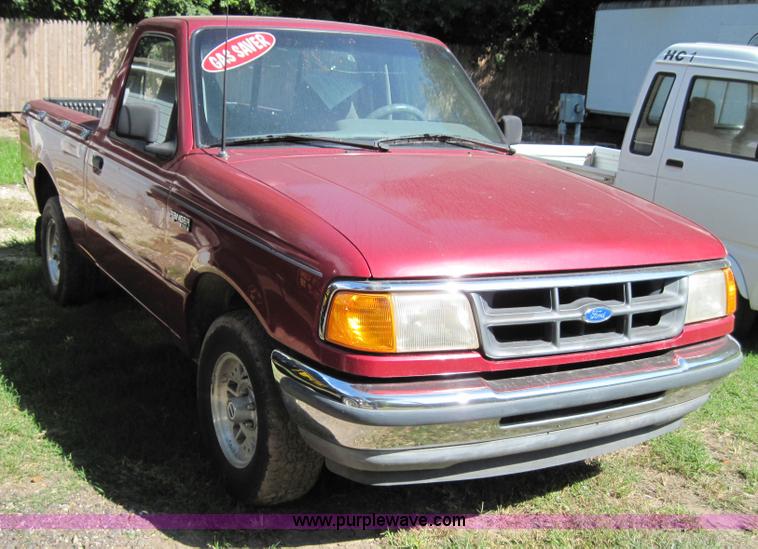 image for item 4394 1994 Ford Ranger