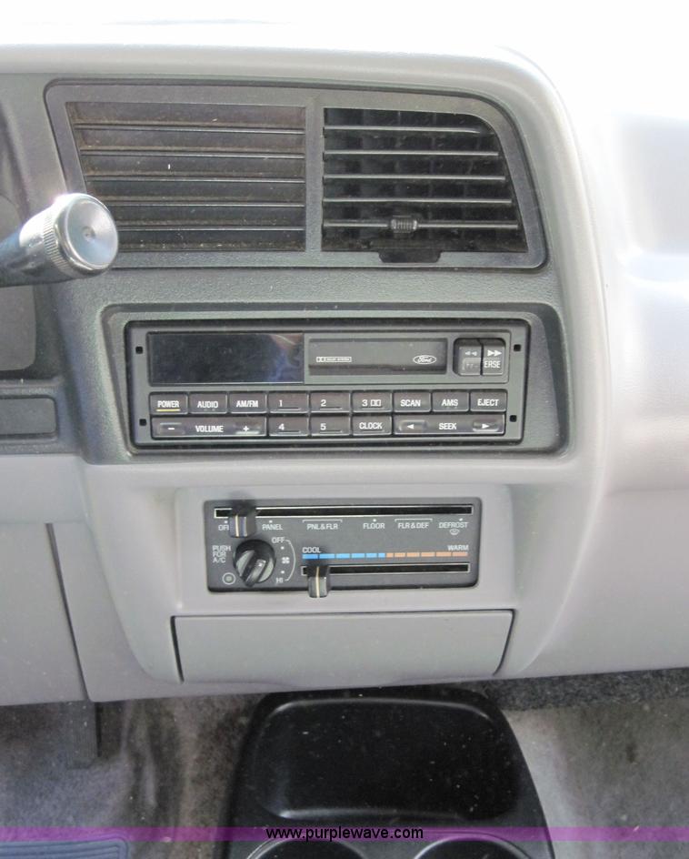 image for item 4394 1994 Ford Ranger