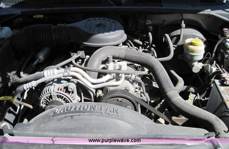 image for item 4395 1999 Dodge Durango