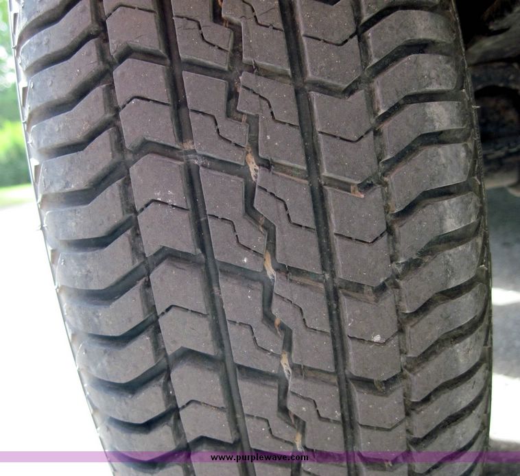 image for item 4566 1992 Daihatsu Hijet 583P mini truck