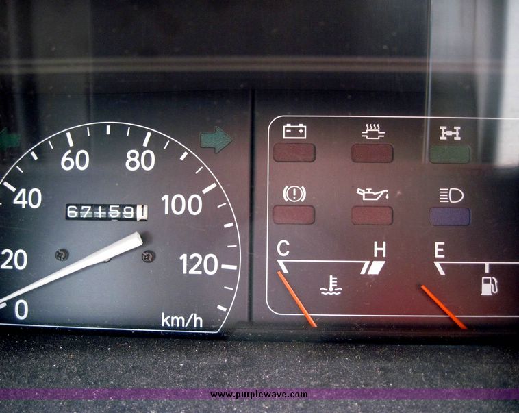 image for item 4566 1992 Daihatsu Hijet 583P mini truck