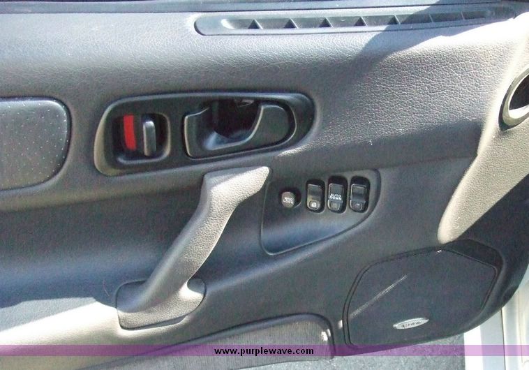 image for item 6628 1994 Mitsubishi 3000 GT VR4