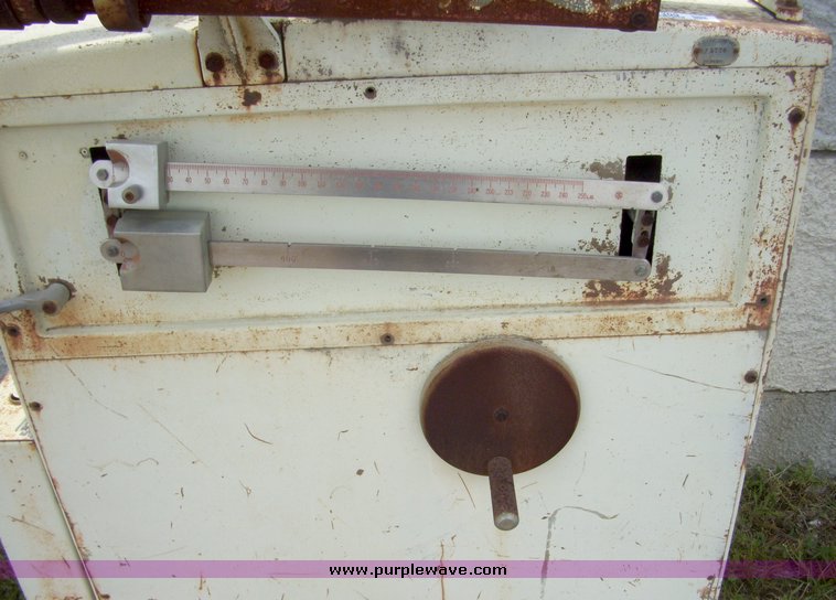 image for item 7309 Toledo scale