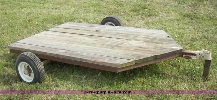 image for item 7323 Single axle utility trailer