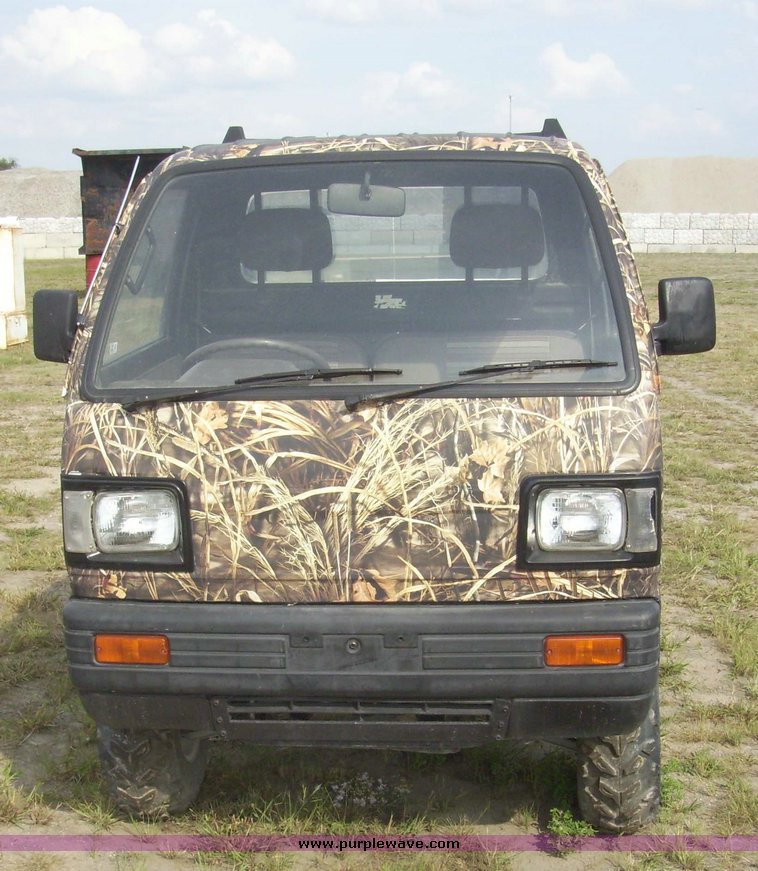 image for item 7334 Suzuki utility vehicle