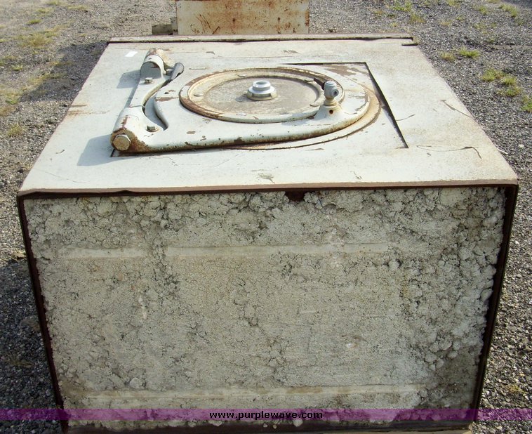 image for item 7342 Safe