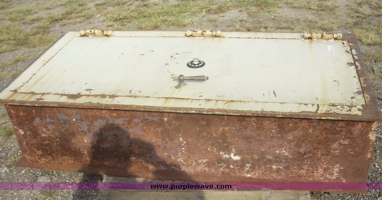 image for item 7343 Safe