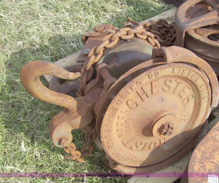 image for item 7375 Chester three ton chain hoist