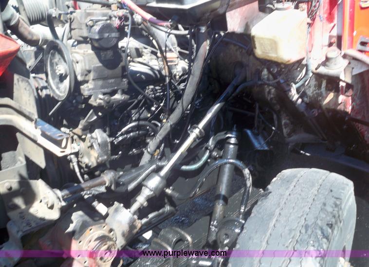 image for item 7402 1985 International S Series 1954 cab and chassis