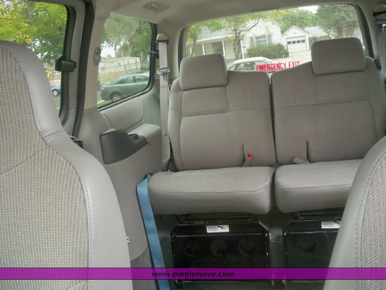 image for item 7648 2002 Chevrolet Venture