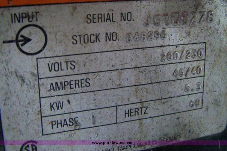 image for item 8604 Miller Millermatic 200 wire feed welder