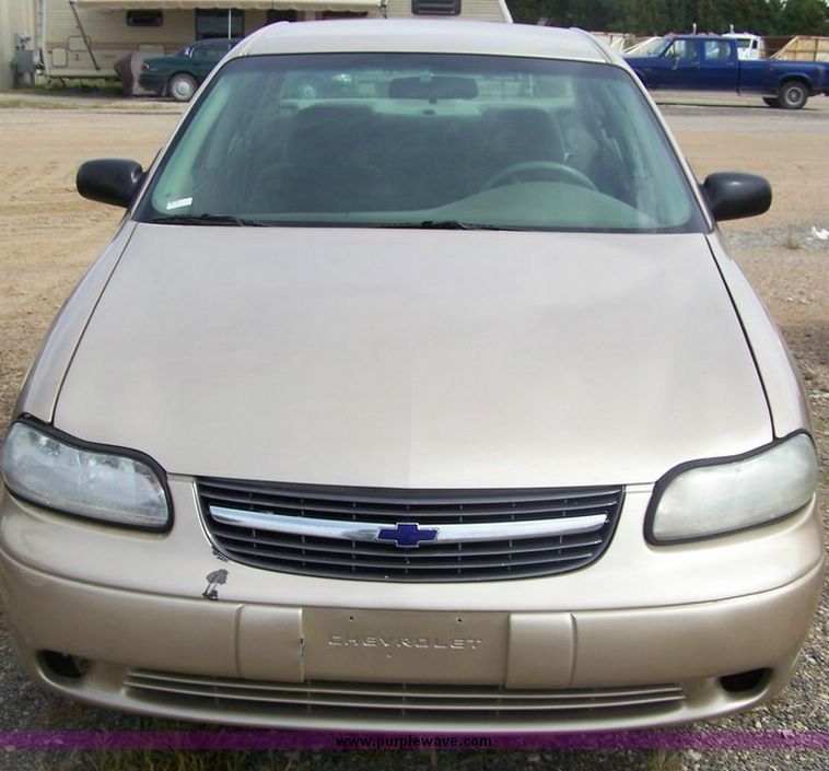 image for item 8615 2003 Chevrolet Malibu four door sedan