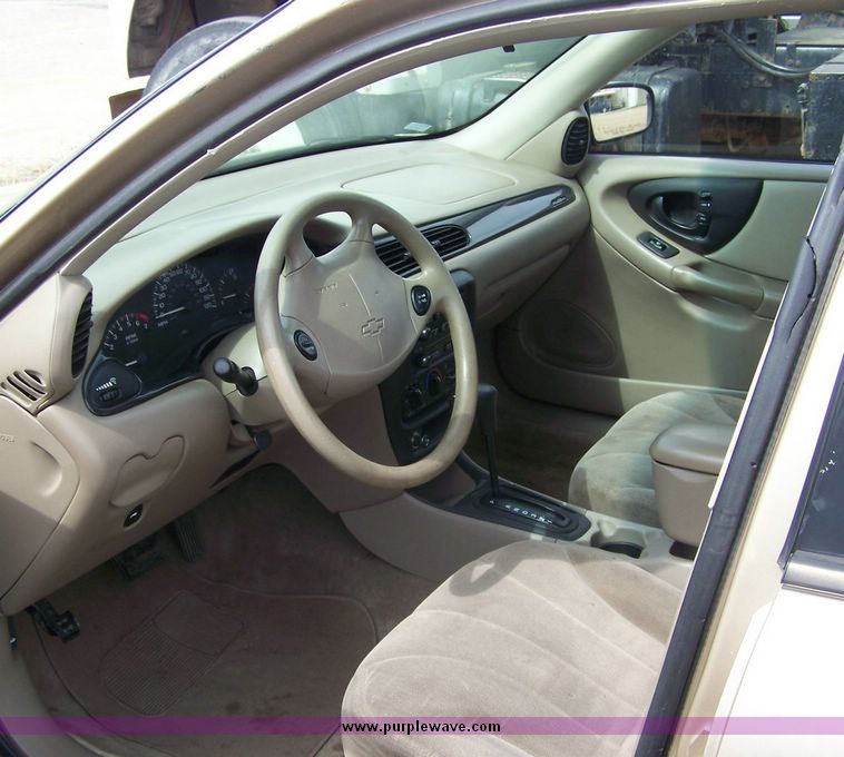 image for item 8615 2003 Chevrolet Malibu four door sedan