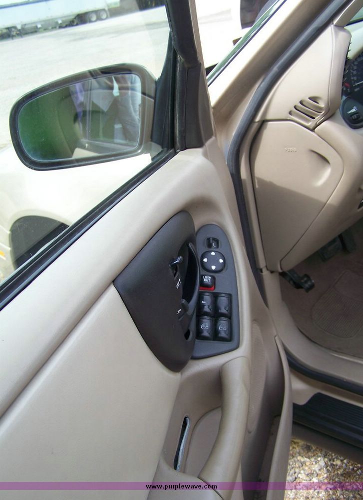 image for item 8615 2003 Chevrolet Malibu four door sedan