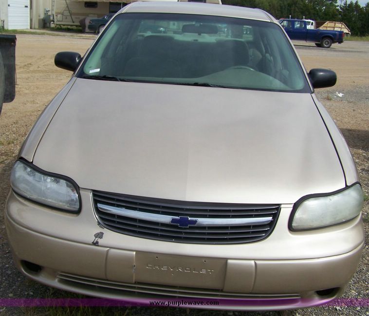 image for item 8615 2003 Chevrolet Malibu four door sedan