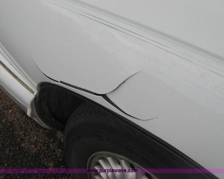 image for item 8645 1996 Buick Park Avenue