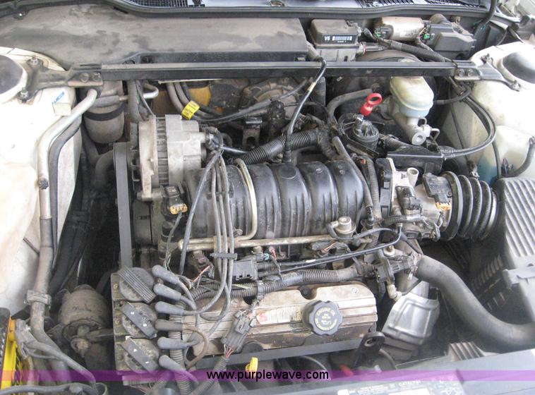 image for item 8645 1996 Buick Park Avenue