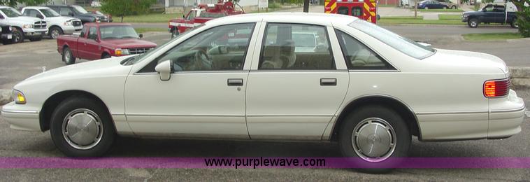 image for item 8930 1993 Chevrolet Caprice Classic