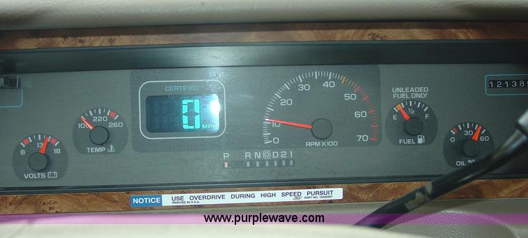 image for item 8930 1993 Chevrolet Caprice Classic