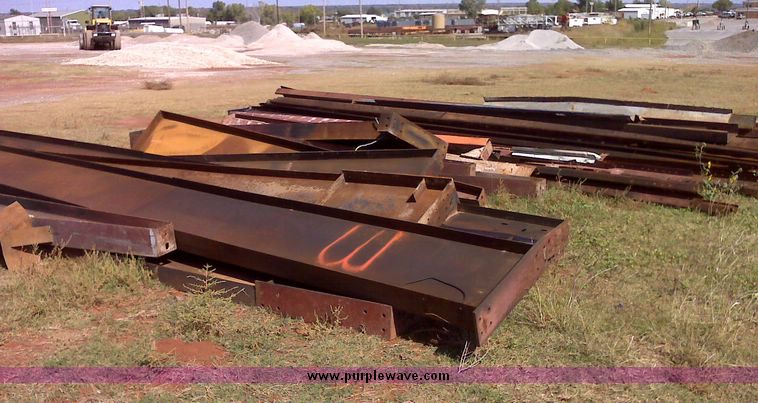 image for item 1100 Frame for a 50' x 50' x 16' steel building