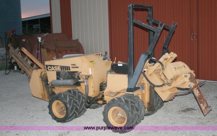 image for item 1500 Case MaxiSneaker trencher/cable plow