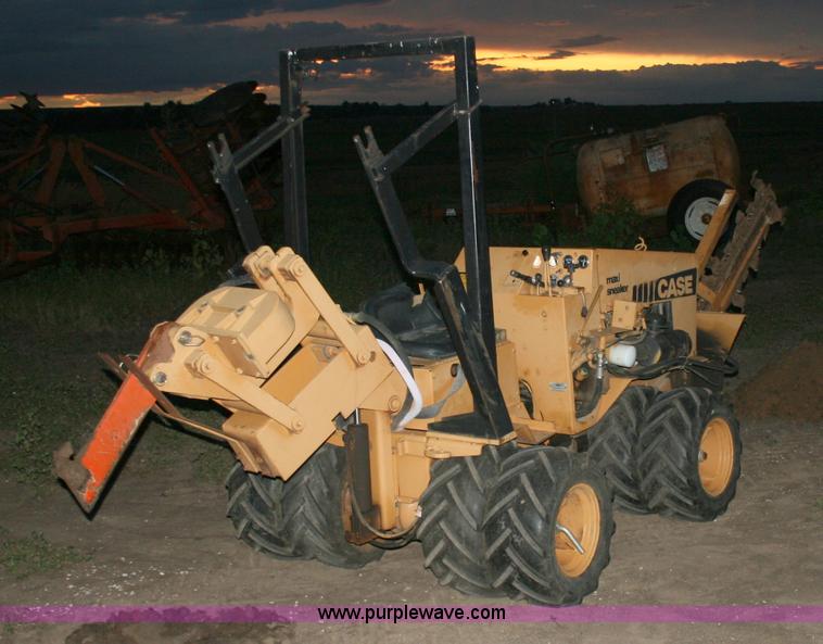 image for item 1500 Case MaxiSneaker trencher/cable plow