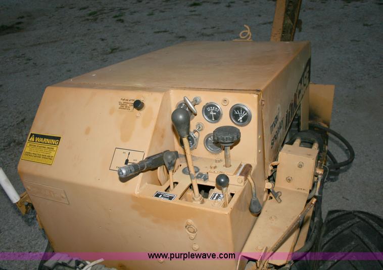 image for item 1500 Case MaxiSneaker trencher/cable plow