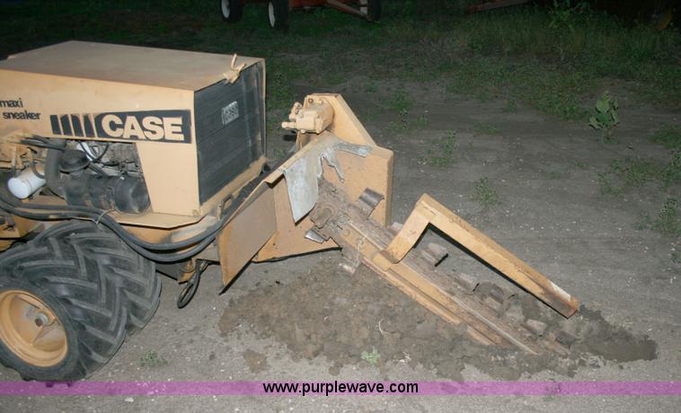 image for item 1500 Case MaxiSneaker trencher/cable plow