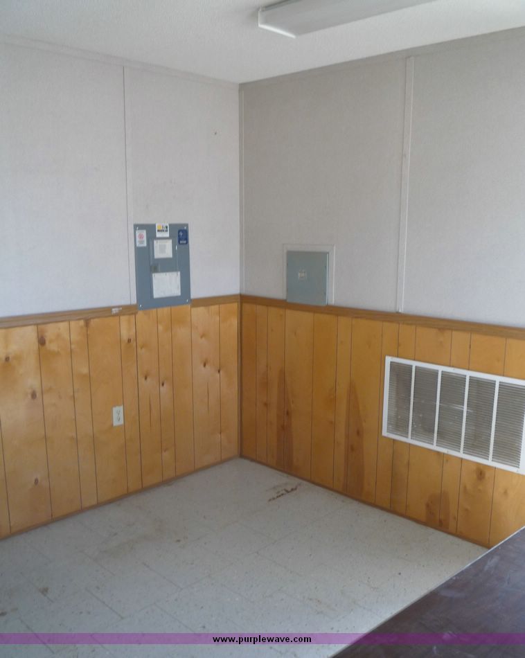 image for item 2017 2001 Premiere office trailer