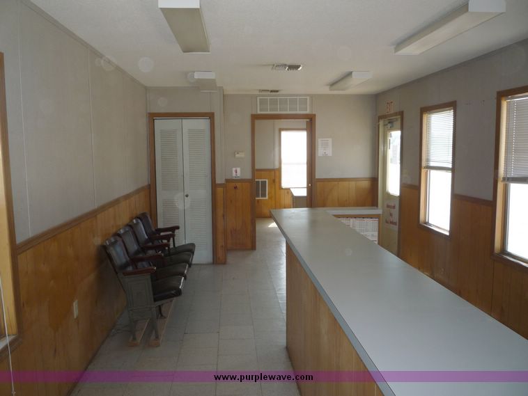 image for item 2017 2001 Premiere office trailer