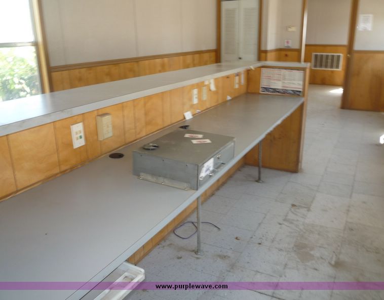 image for item 2017 2001 Premiere office trailer