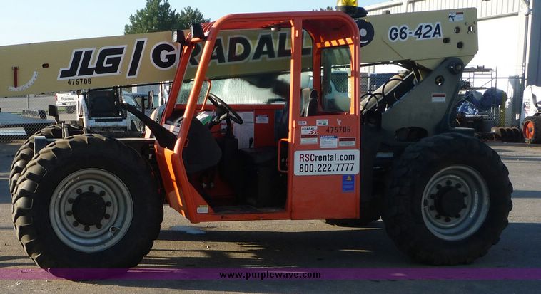 image for item 2216 2003 JLG Gradall G6-42A telehandler