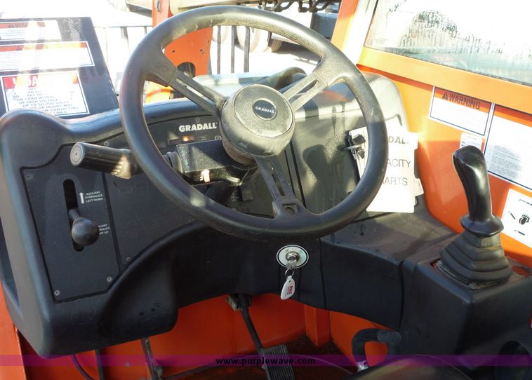 image for item 2216 2003 JLG Gradall G6-42A telehandler