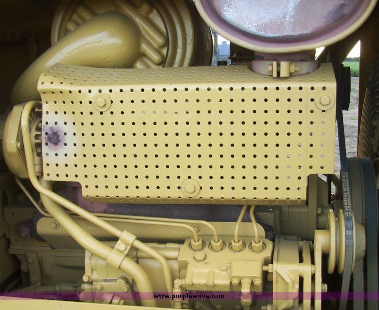 image for item 2500 1989 Caterpillar D5H Series 2 dozer