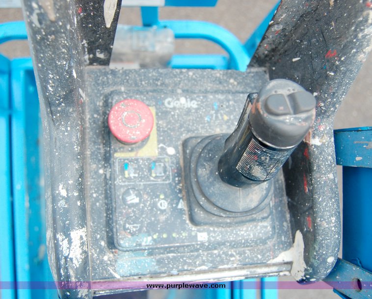 image for item 6016 2004 Genie GS1930 Scissor lift