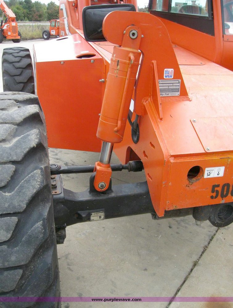 image for item 6770 2004 SkyTrak 6036 telehandler