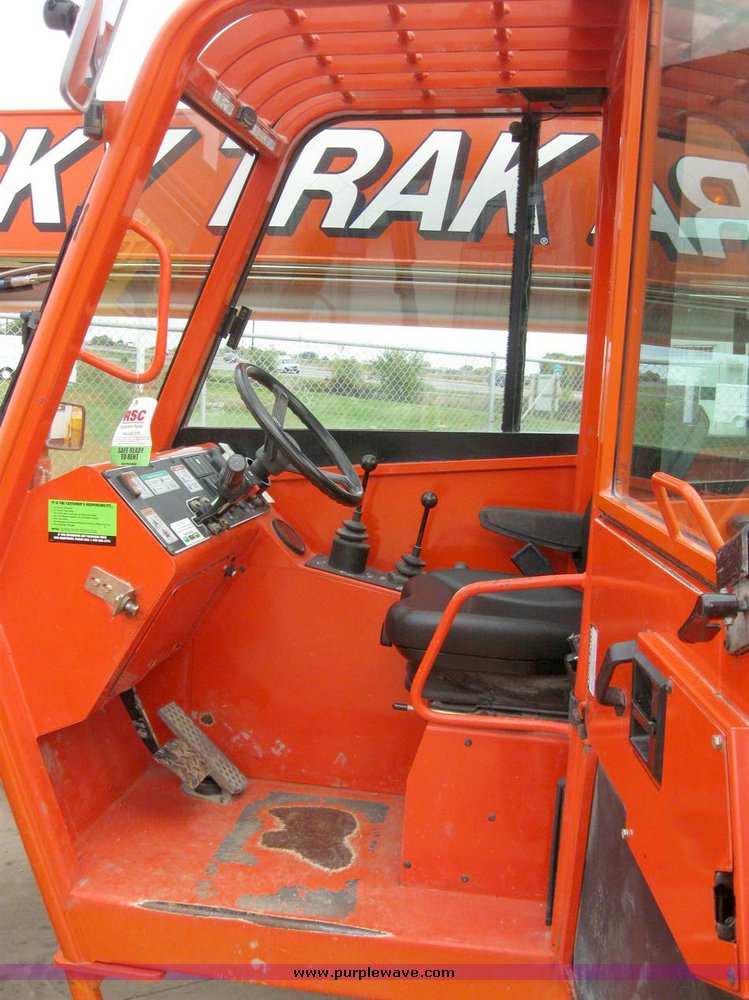 image for item 6770 2004 SkyTrak 6036 telehandler