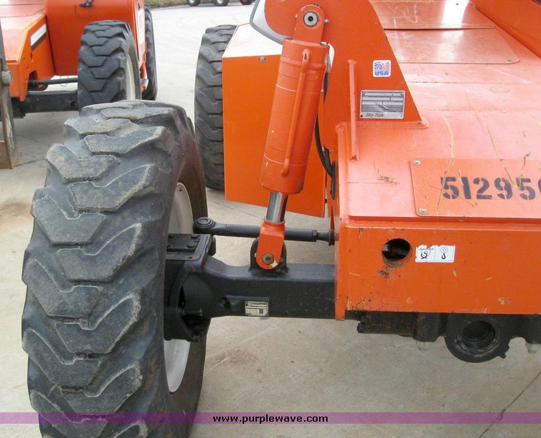 image for item 6771 2004 SkyTrak 6036 telehandler