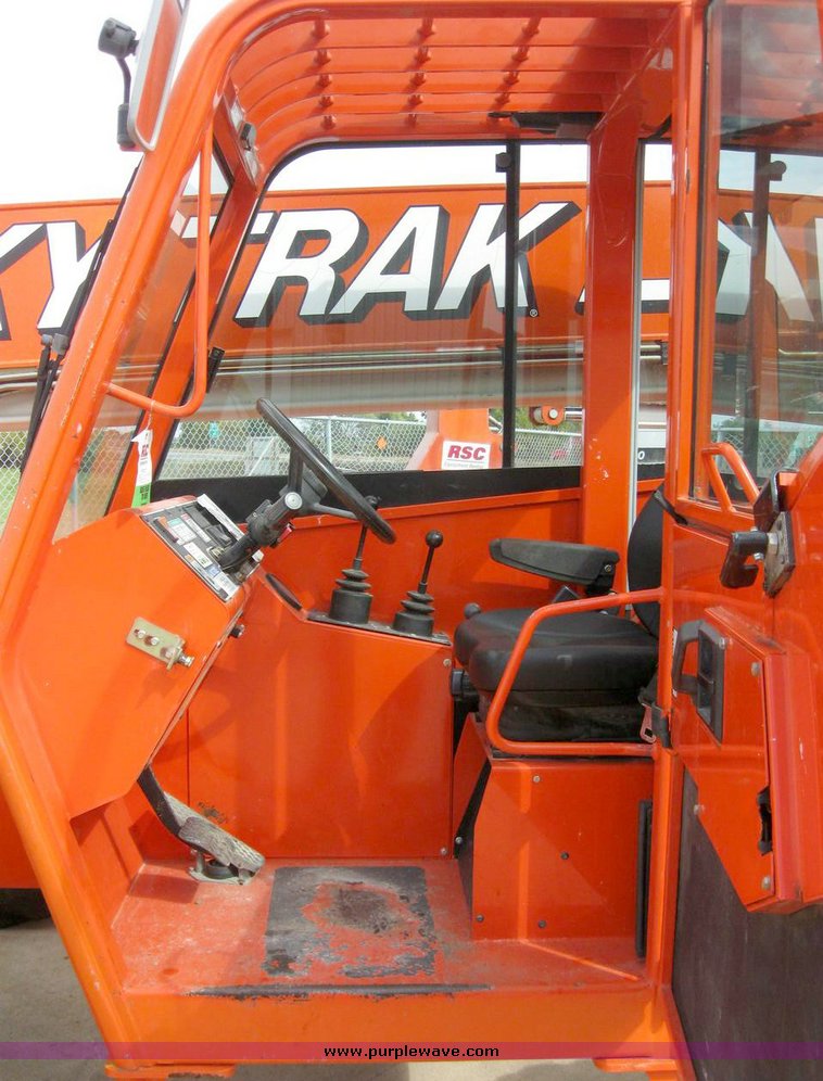 image for item 6771 2004 SkyTrak 6036 telehandler