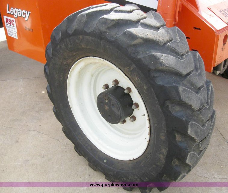 image for item 6771 2004 SkyTrak 6036 telehandler