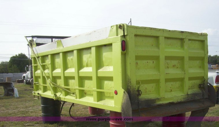 image for item 7365 16' metal dump bed