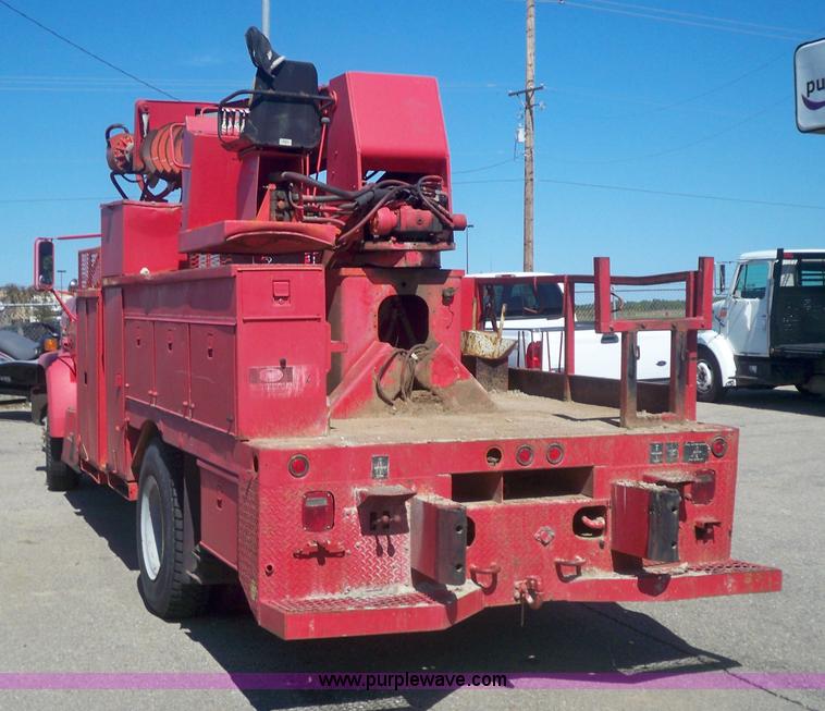 image for item 7400 1990 GMC C6500 C7D042 Top-kick 7000 diesel digger truck