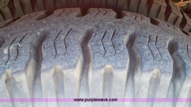 image for item 7400 1990 GMC C6500 C7D042 Top-kick 7000 diesel digger truck