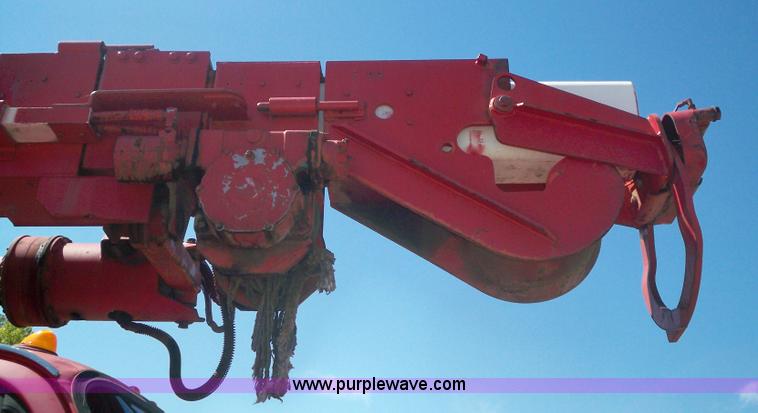 image for item 7400 1990 GMC C6500 C7D042 Top-kick 7000 diesel digger truck