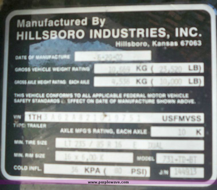 image for item 7404 2001 Hillsboro 700 flatbed trailer with folding dovetail