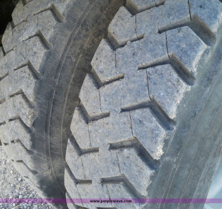 image for item 7410 1998 Mack Maxi Cruise truck with 15' dump bed and hoist